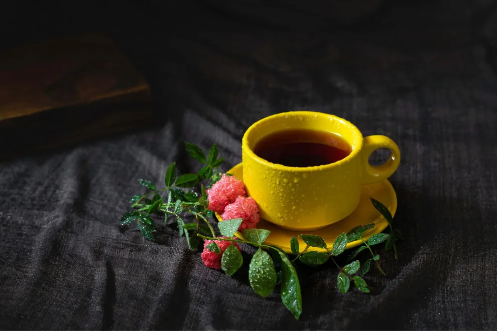 Los 7 beneficios desconocidos del té de albahaca sagrada.